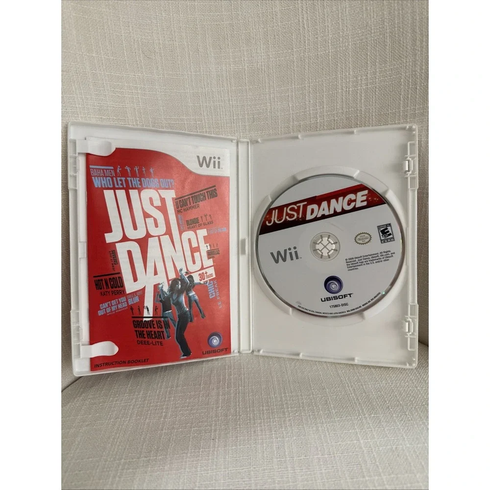 Just Dance (Nintendo Wii, 2009)‎ Wii CIB Complete w/Manual